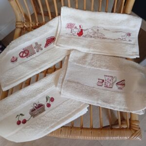 Serviettes blanches cuisine