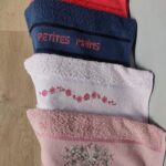 Serviettes de toilette de différentes couleurs