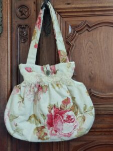 Sac à main fleuri